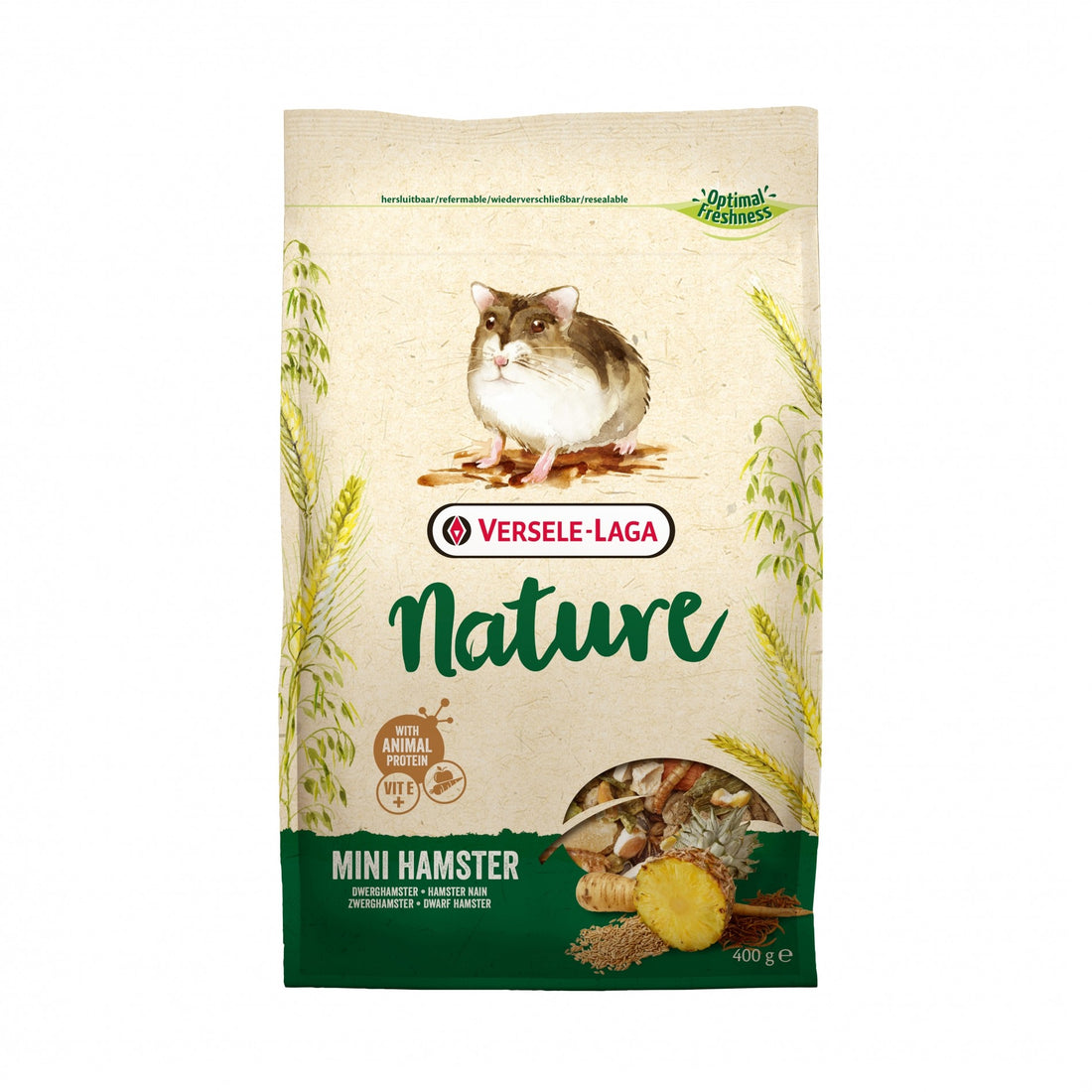 Mini Hamster nature